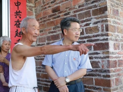 朱少辉到五华安流镇督战脱贫攻坚和乡村振兴工作