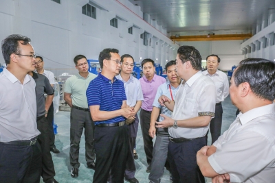 张爱军到梅县区挂点外贸企业调研：用心用情用力服务企业，切实稳住外贸基本盘