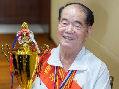 2019年度梅州扶贫济困特别爱心奖获得者许应裘：有本事了就一定要回报家乡