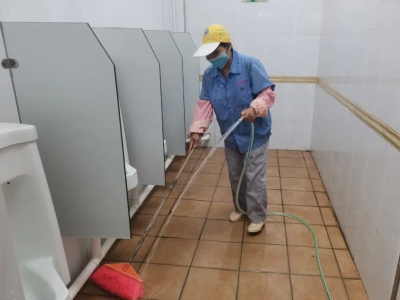 五华开展“厕所革命”，市民竖起大拇指！