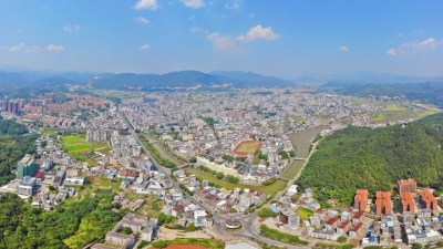 打好蓝天保卫战，每天都有好天气！前5月平远空气质量指数全市第一