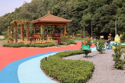 它变了！你所熟悉的百岁山现在“长这样”！