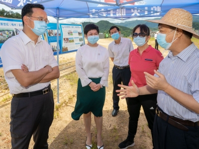 张爱军到梅江区调研学校建设工作：合理规划布局城区学校 努力办好人民满意教育