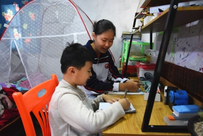 心若向阳，无惧病魔！向新时代好少年罗梓淇学习