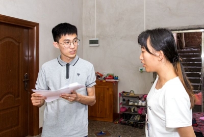 90后扶贫青年丨古敏：扶贫工作，年轻人可以多一些担当