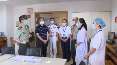 杨芝春到兴宁检查指导征兵体检工作