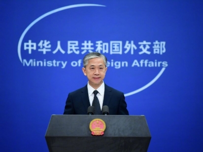 外交部：美国驻成都总领事馆人员从事与身份不符活动
