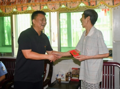 五华公安开展纪念建党99周年走访慰问党员活动