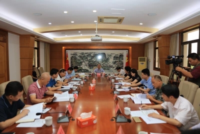 兴宁召开市委理论学习中心组学习会：深入学习贯彻习近平总书记在全国两会上的重要讲话和全国两会精神