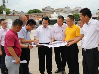 曾永祥率队到汤西镇、北斗镇调研新农村建设工作