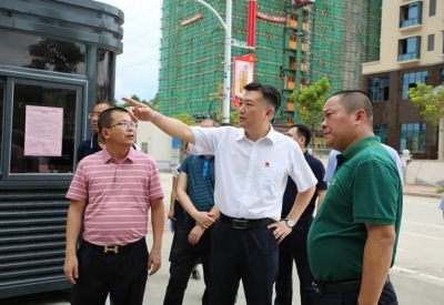 熊锋松到广州海珠(大埔)产业转移工业园调研陶瓷超市规划建设情况