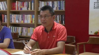 用心用情用义助三农，他做到了！