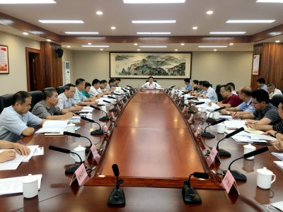 梅州召开污染防治攻坚暨生态环保领域重大项目推进会：高质量打赢污染防治攻坚战