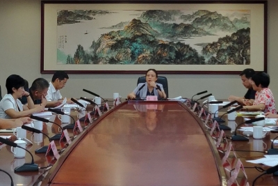 中考考场也要装空调、中小学教师工资要“两相当”...梅州召开教育工作专题会