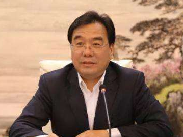 信长星任青海省代理省长