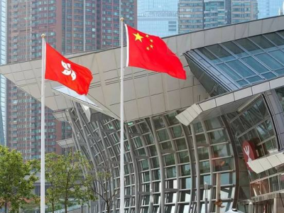 国务院提请全国人大常委会就香港第六届立法会继续运作作出决定