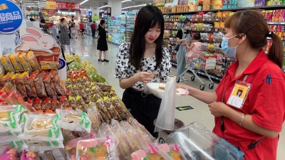 中秋未到，梅城街头月饼先火！今年你打算吃哪款？