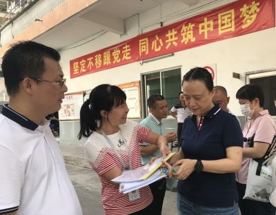 张晨到梅江区挂点网格社区督导创文工作