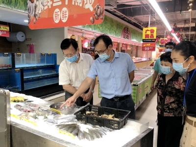 曾尚忠率队检查梅州城区农贸市场疫情防控工作：强化风险意识 落实防控措施