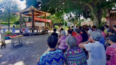 接地气！丰顺汤西镇新岭村将微讲堂搬到榕树下，还有“云喇叭”传万家…