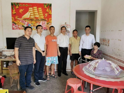 考察帮扶项目，给帮扶对象送温暖...他们到大埔漳北村来啦！