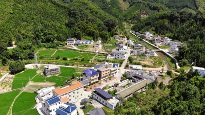 “脱贫后再巩固，全家收入翻番...”平远产业扶贫“开”出一马平川小康路