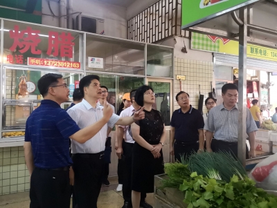 李远青到梅江区挂点社区调研督导创文工作：紧盯问题促整改 集中力量破难题