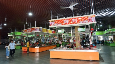 梅城西区市场“华丽变身”！市民：终于不用再“卷起裤腿”来买菜了