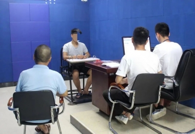 “拉车门”盗窃！这两未成年人得手现金万余元、笔记本电脑2台...