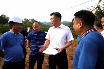 熊锋松到三河、大麻督导韩江高陂水利枢纽工程征地拆迁和移民安置工作