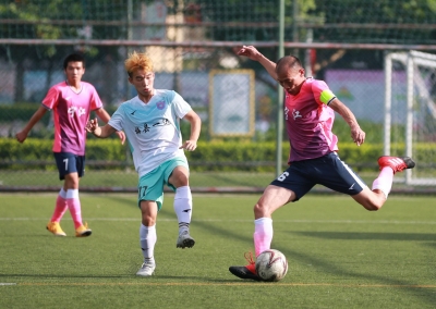 梅州市足球联赛甲组榜首易主 梅县深梅商首次登顶