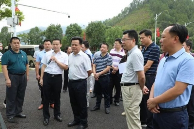 朱汉东到三河镇调研：明确重点 突出特色 全面推进三河“红色小城镇”建设