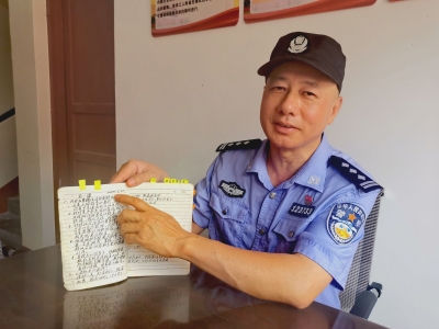百姓故事丨陈慎提：20年授课超1000节！他是身穿警服的特殊“园丁”