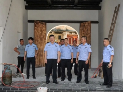 赖宽督导检查大埔县工农革命政府公安局旧址修缮工作推进情况