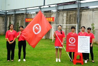 梅县强民体育会会徽会旗发布！饶家军、常青...6支直属足球队同时成立