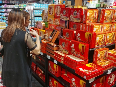 哪种月饼受梅州人欢迎？购买月饼要注意啥？来看小掌君的报道