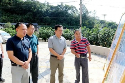 朱汉东率队前往三河镇陈金村调研