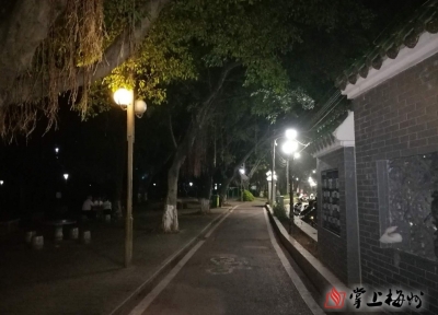 公共健身器材夜晚没法用？市民：希望多点它！