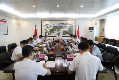 曾永祥主持召开丰顺县委书记专题会议 以落实巡视整改更好推动丰顺苏区振兴发展