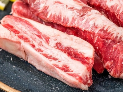 山东乳山发现1份进口冷冻猪肉制品及外包装标本新冠检测阳性