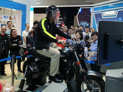 梅江区55名副校长“打卡”市交通安全宣教基地！学校交通安全，靠你们