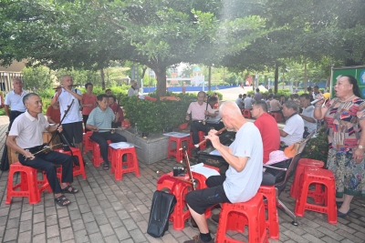 “草根”破土更芬芳！来听平远这个草根歌唱队的大合奏~