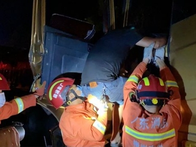 载酒精货车侧翻、八乡山民房火灾...丰顺消防：用行动践行逆行者使命！