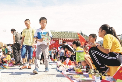 学生哥学生妹，周末又可以来金山圩日练摊啦！戳进来报名