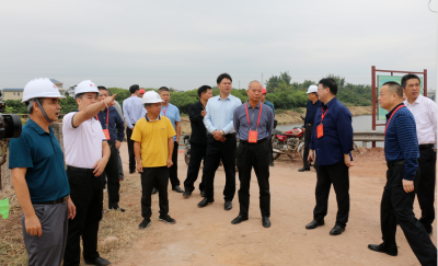 兴宁市人大常委会视察市第二自来水厂扩建工程