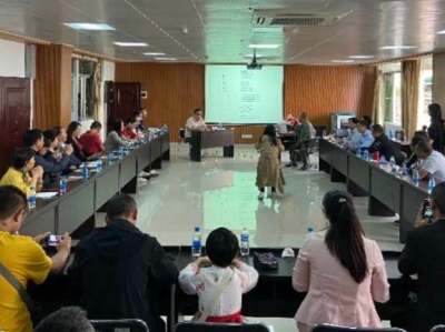 诗和远方，此刻在身旁！梅州这场阅读会携众人共享诗歌之美 