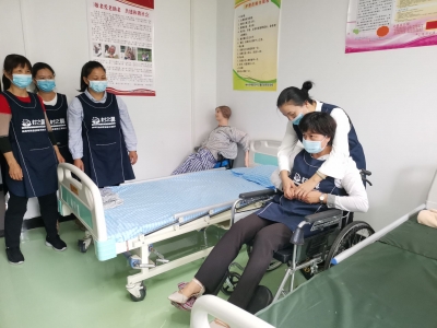 梅县区开展2020年首期南粤家政工程养老护理培训