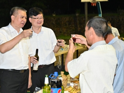 隔山隔海难隔情！今日，他们同赏团圆月，共话梅台乡情~