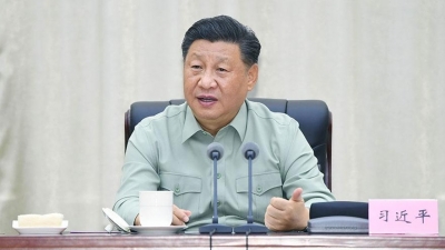 习近平视察海军陆战队