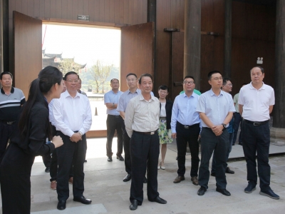 陈建青率队到梅县区调研：坚持目标导向加快建设进度